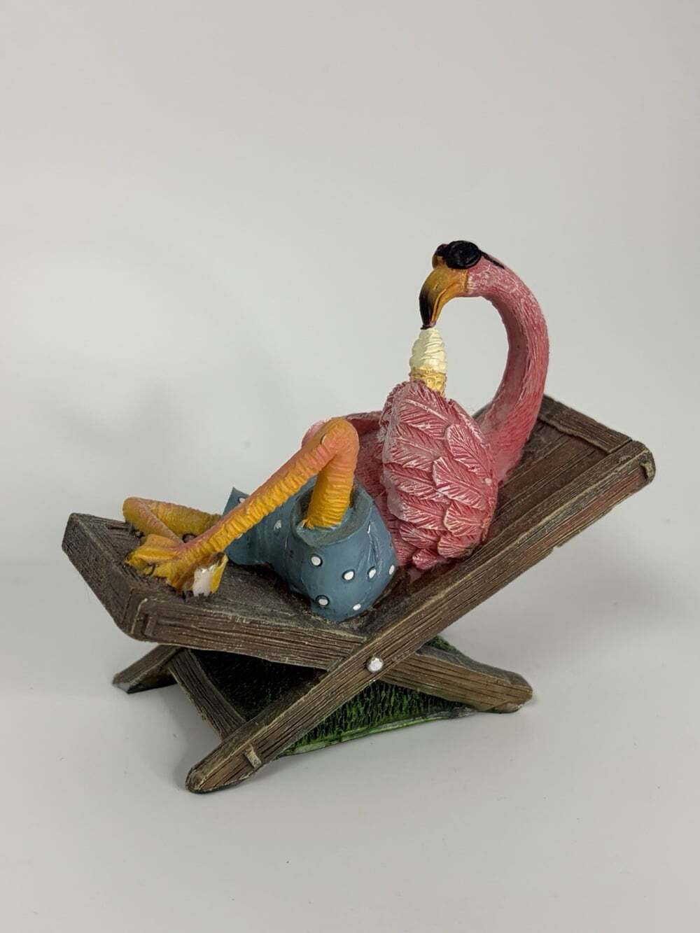 Flamingo Resin Figure Relaxing In Beach Chair 4”x3.5”x1.5”